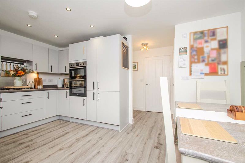 Property photo 3 of 19 Photo 14