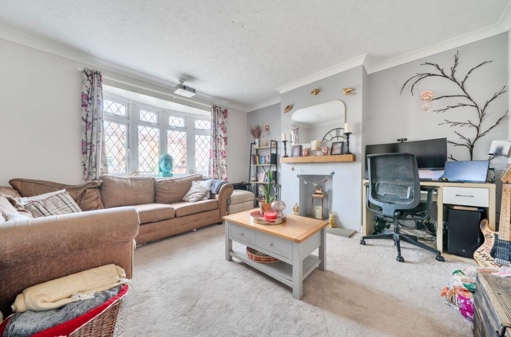 Property photo 2 of 19