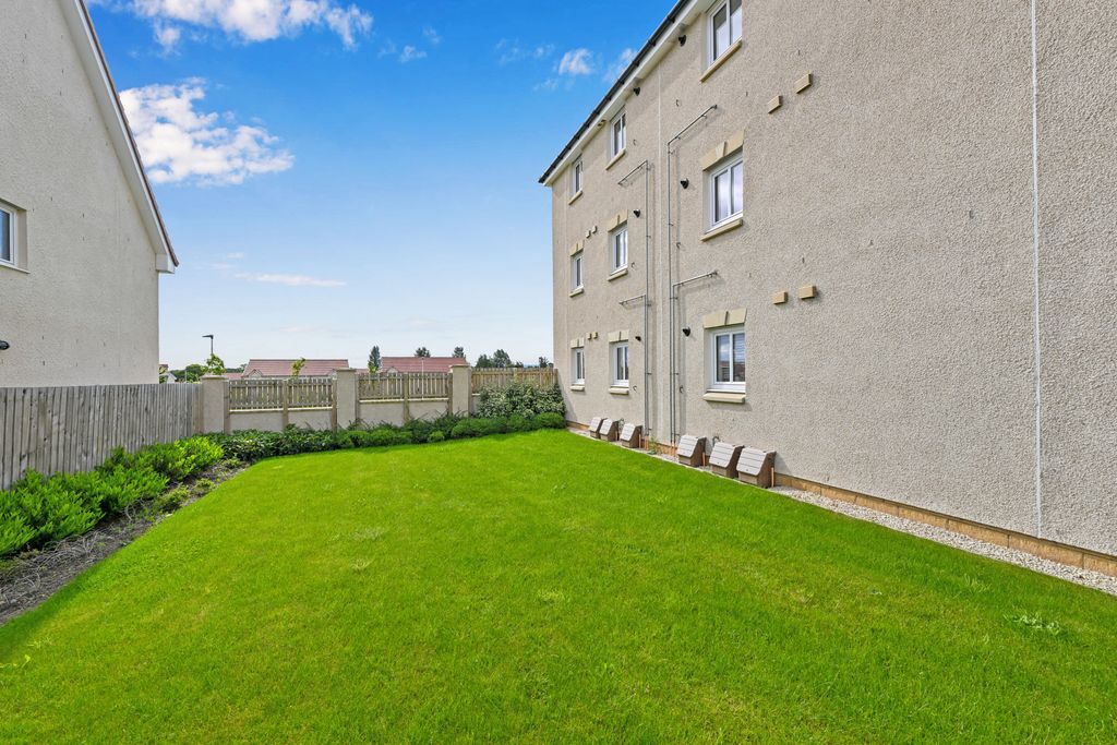 Additional image 13 of 2 bed flat for sale25 Dentylion Park, Bilston EH25