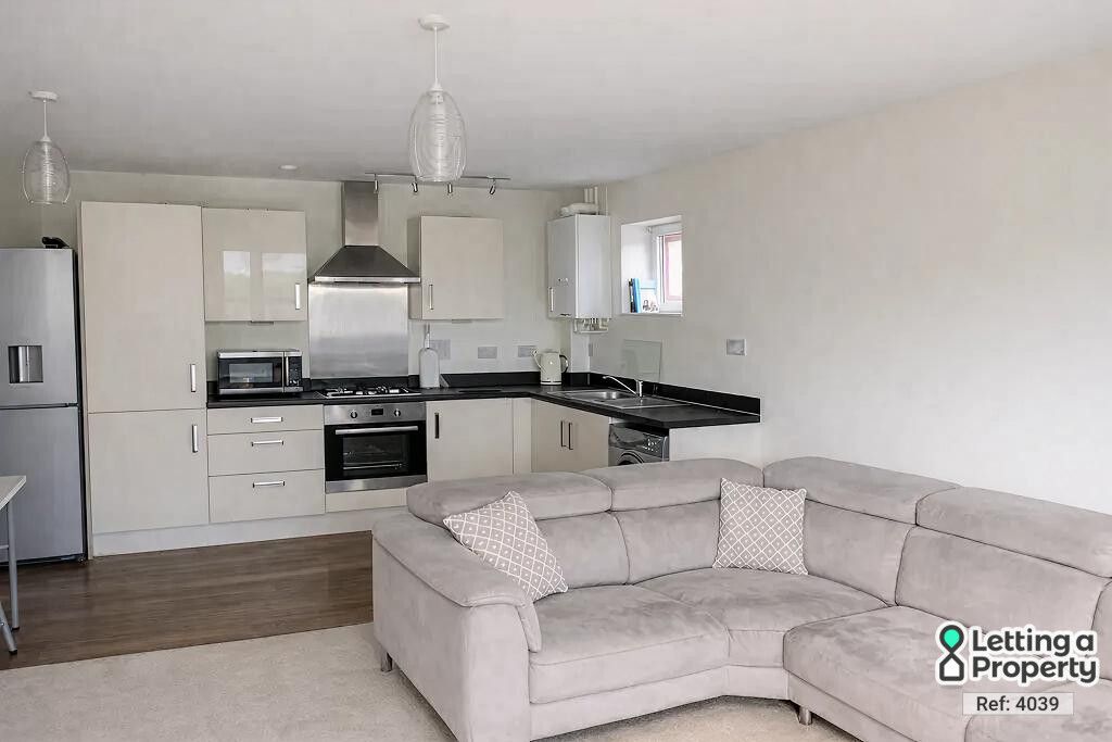 Property photo 2 of 9