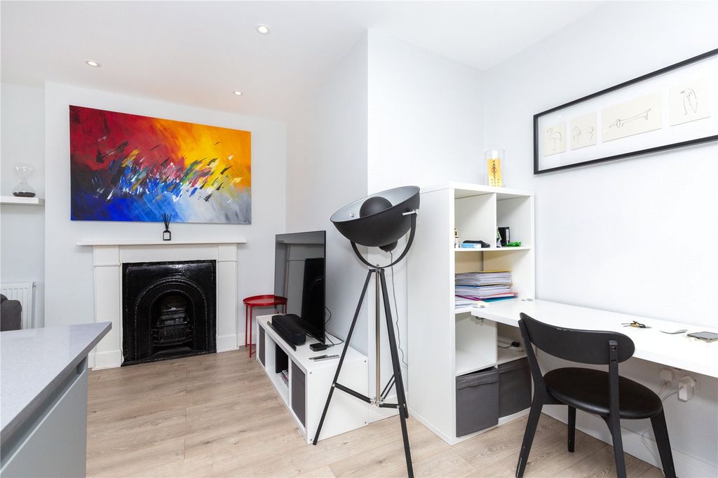 Property photo 3 of 11 Open Plan Living