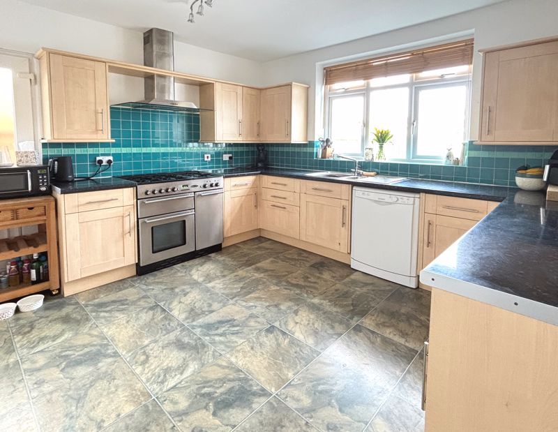 Property photo 3 of 25 Photo 3