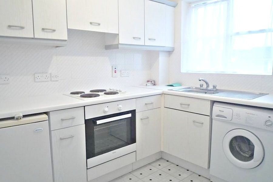 Property photo 3 of 8 3