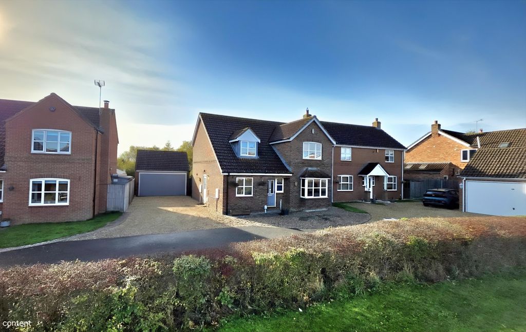 Property photo 1 of 18