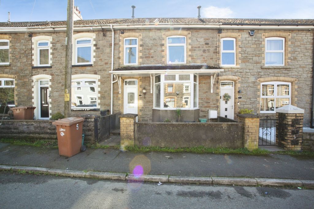 Property photo 1 of 31 Img_8546