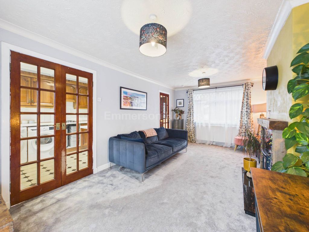 Property photo 3 of 15