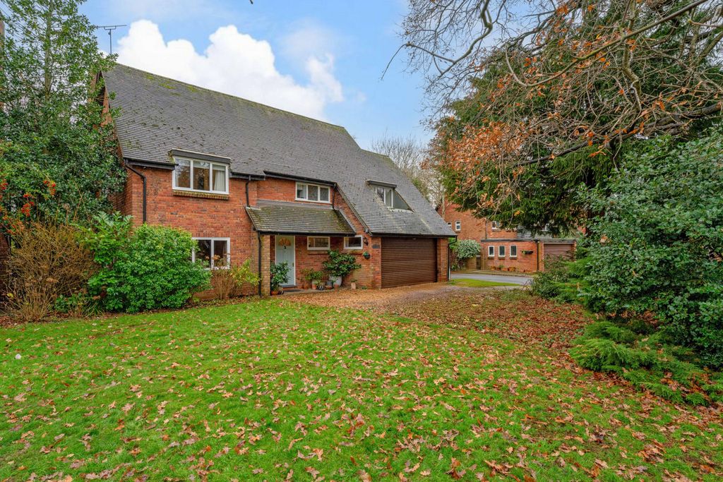 Property photo 1 of 29