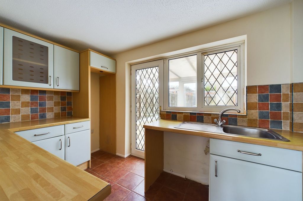 Property photo 3 of 14