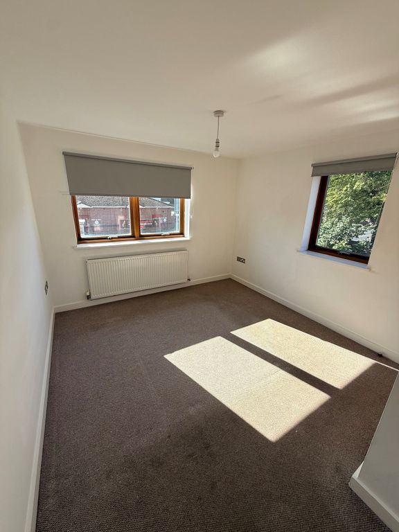 Property photo 3 of 6 Bedroom 2