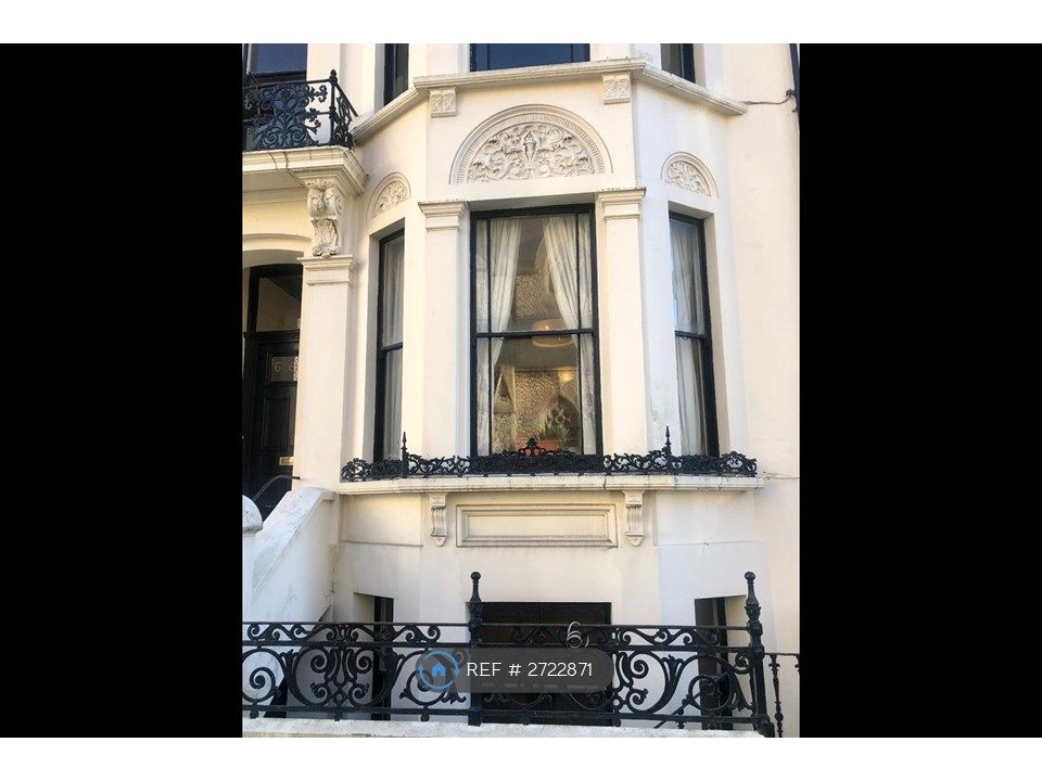 Property photo 2 of 13 Exterior