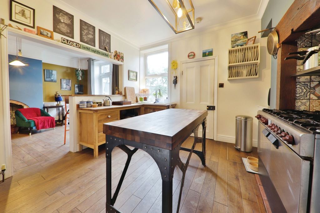 Property photo 3 of 25 2782909