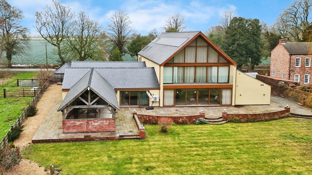 Property photo 1 of 50