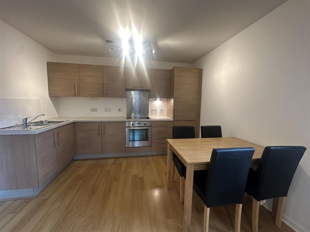 Property photo 3 of 8 Img_2253.Jpeg