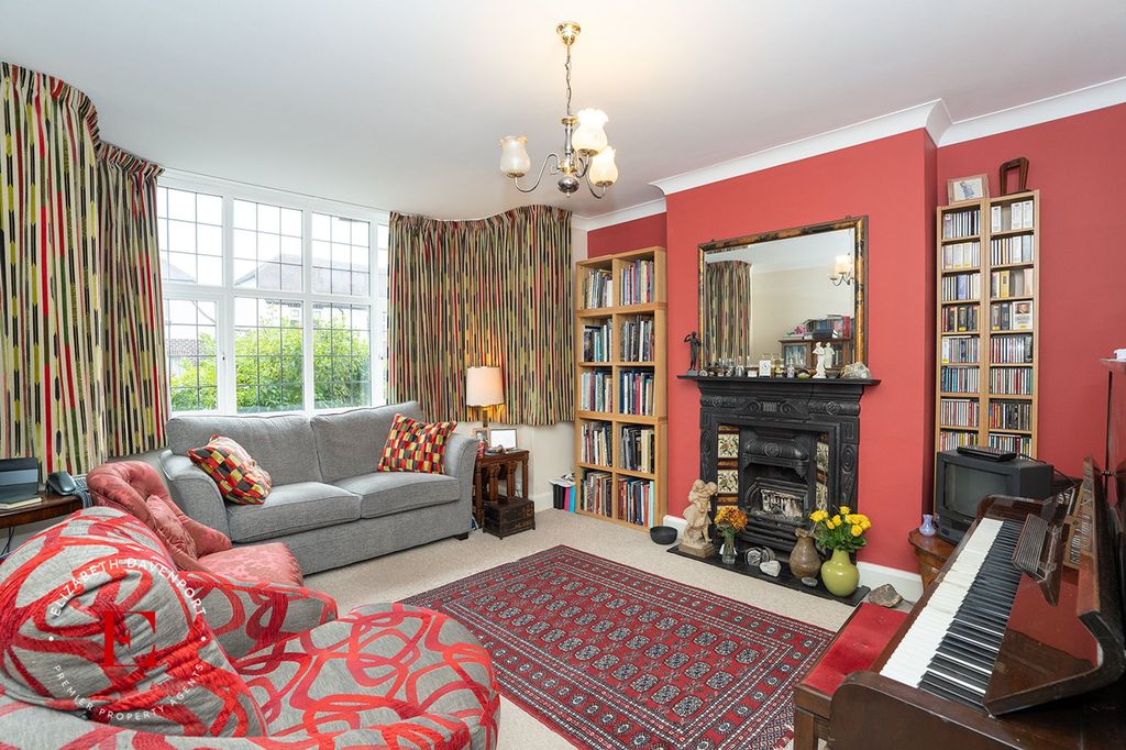 Property photo 2 of 19