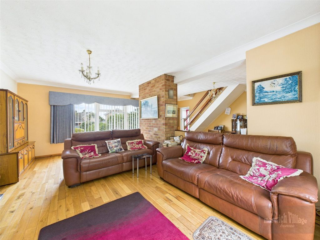 Property photo 3 of 25 Picture No. 22