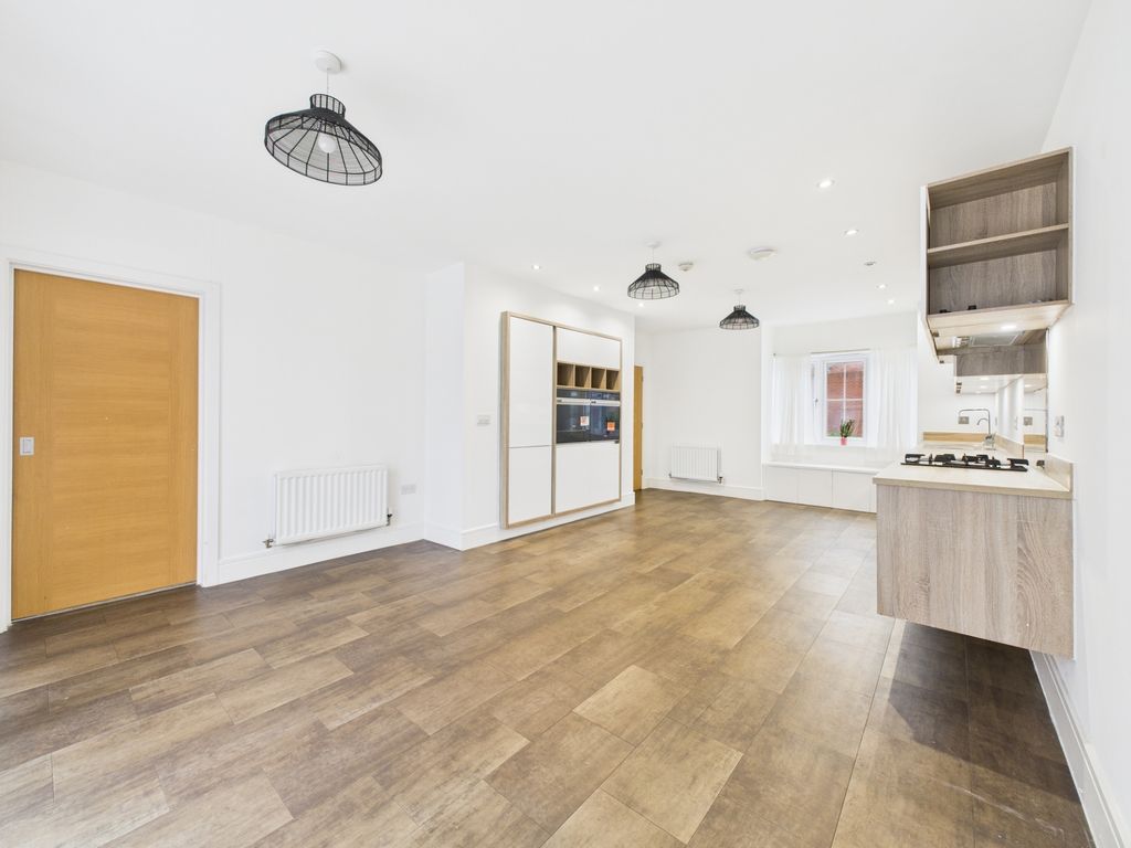 Property photo 3 of 23 Forester Road