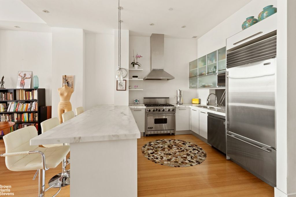 Property photo 2 of 12 <Alttext/>