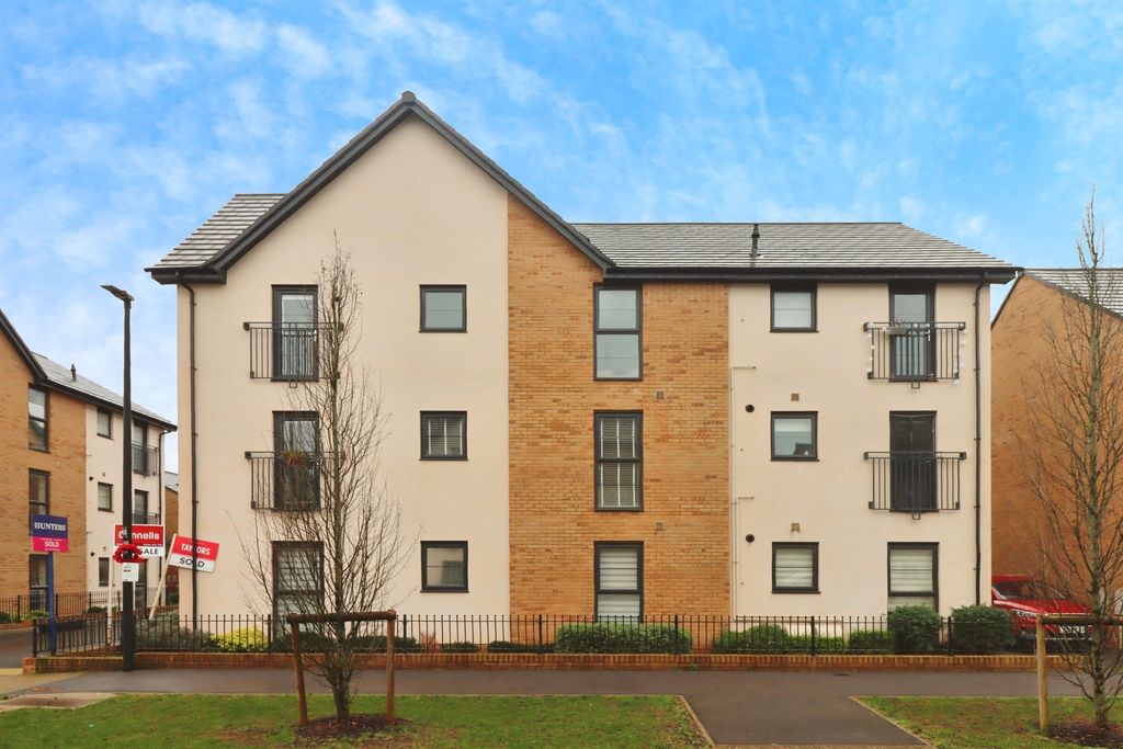 Property photo 1 of 10