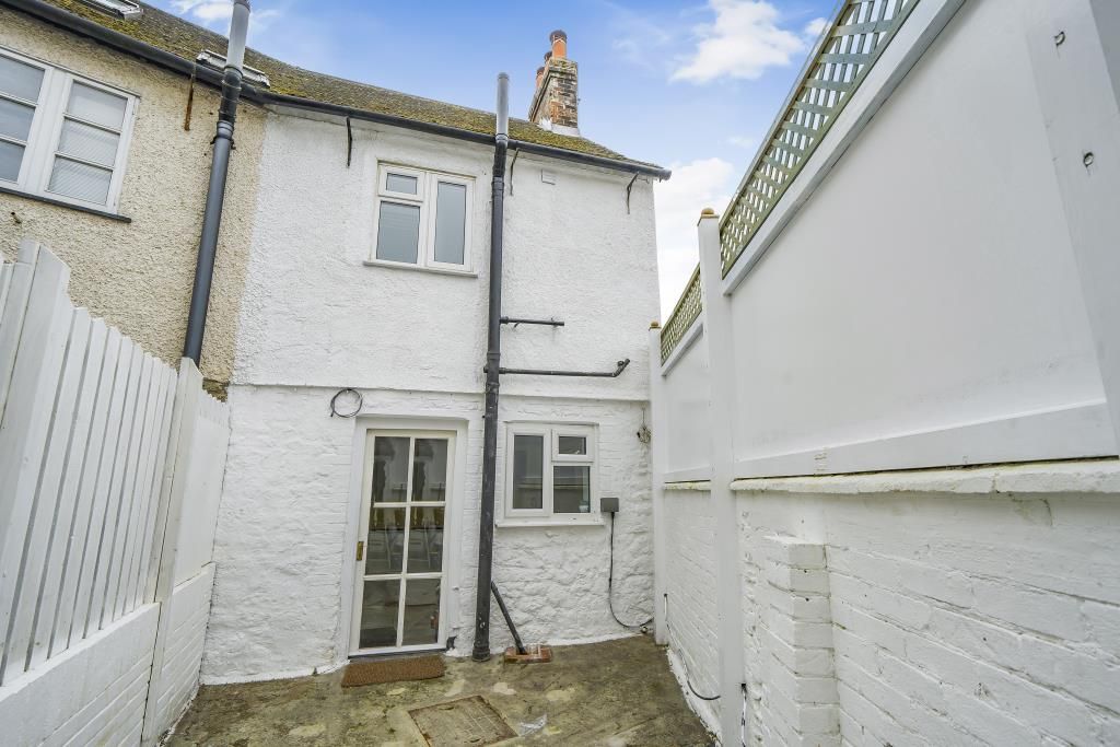 Property photo 2 of 11 External Grounds