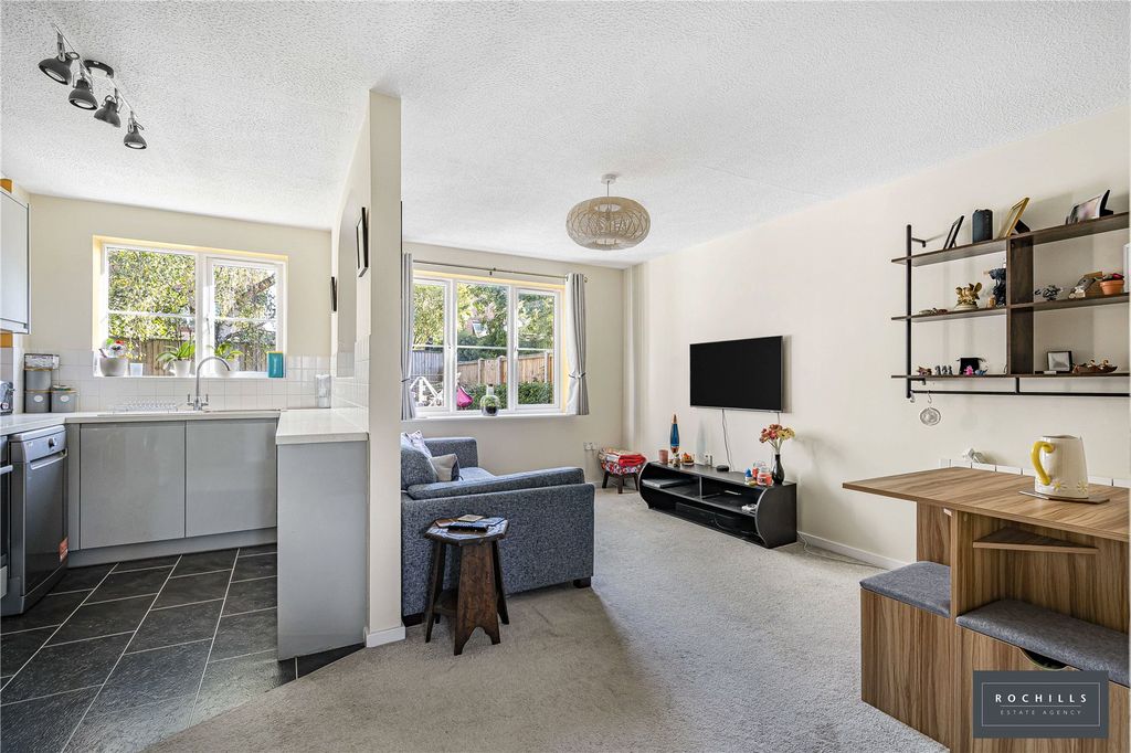 Property photo 2 of 14 Picture No. 20