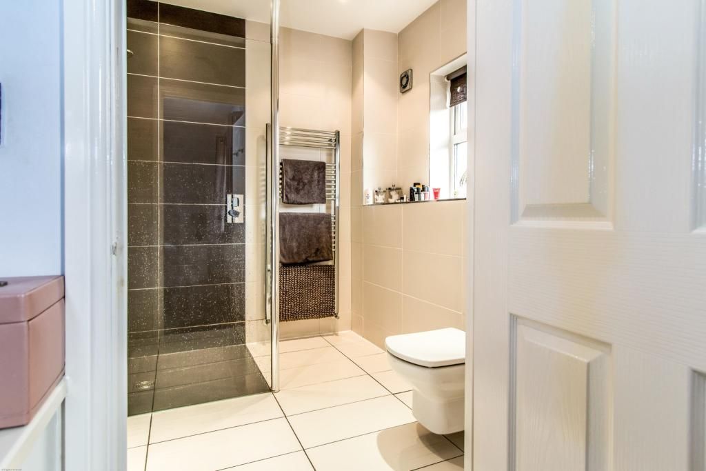 Property photo 3 of 3