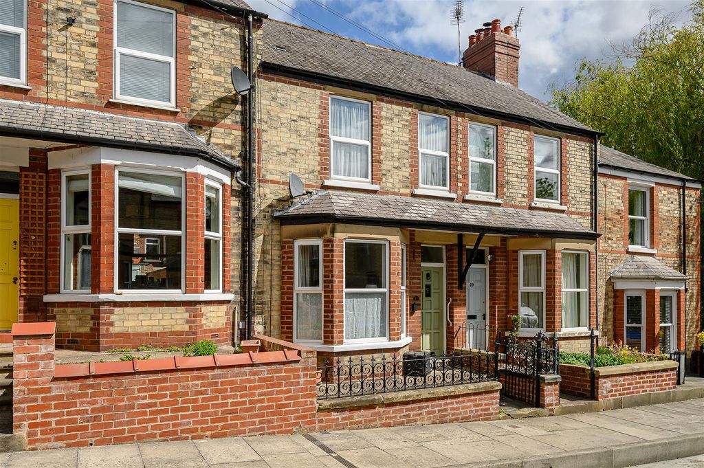 Property photo 1 of 15 External 2