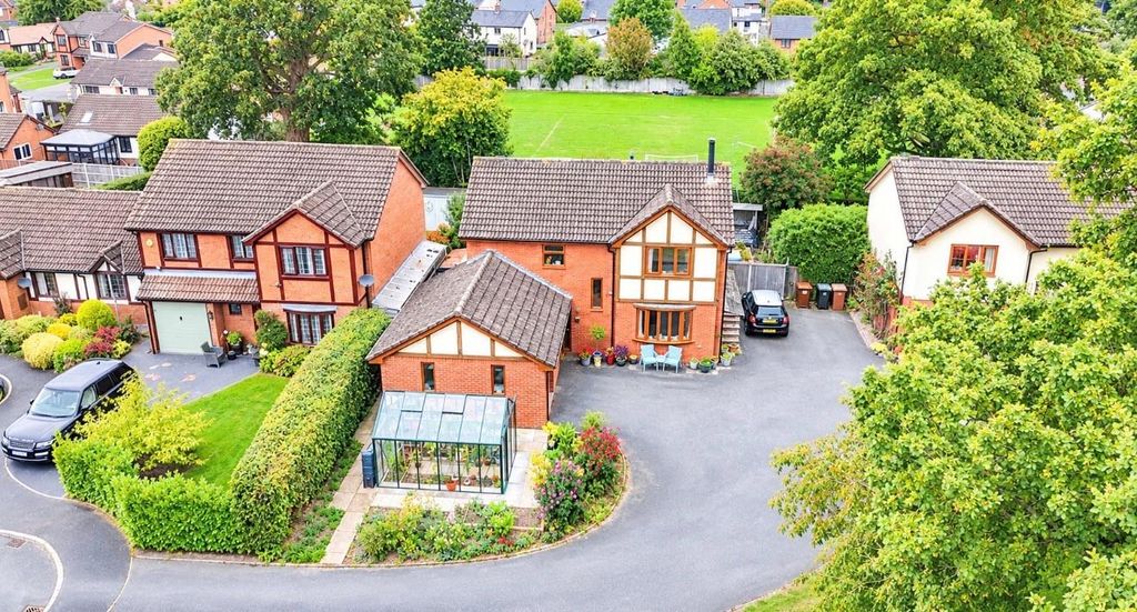 Property photo 2 of 24 Accommodation Comprises;