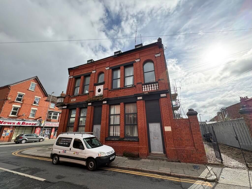 Property photo 1 of 6