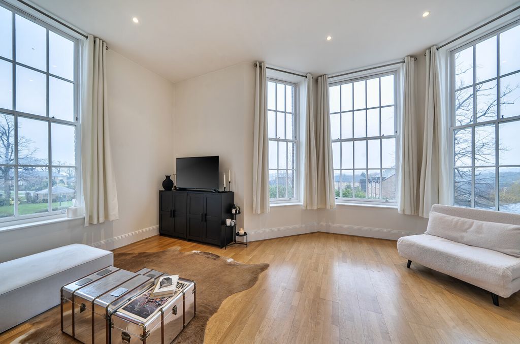 Property photo 2 of 21 1406186-14-6981Ff...