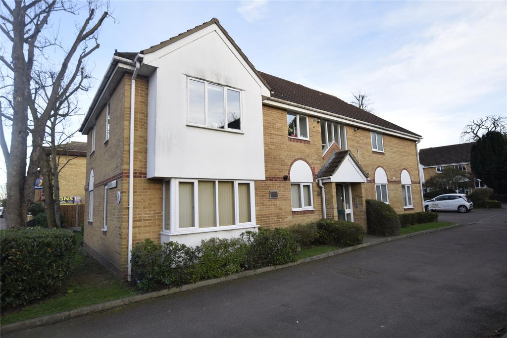 Property photo 1 of 8 Front