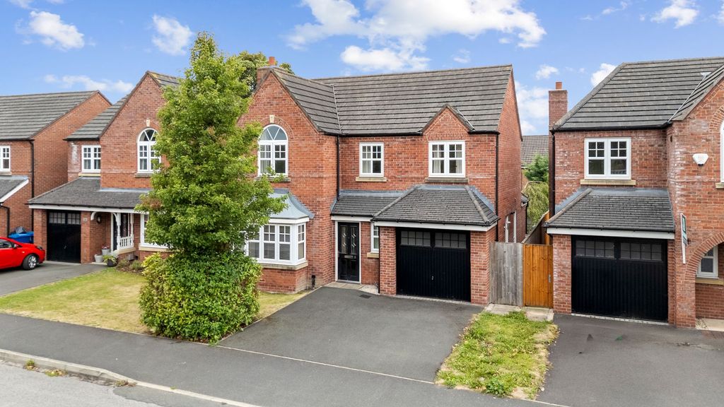 Property photo 1 of 33