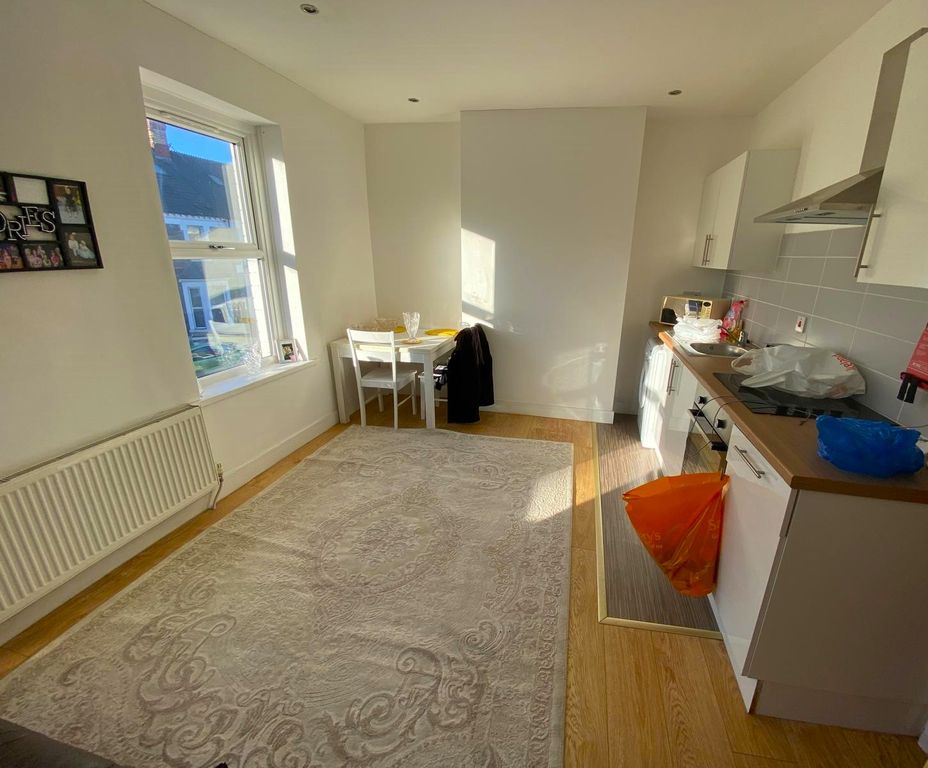 Property photo 1 of 4