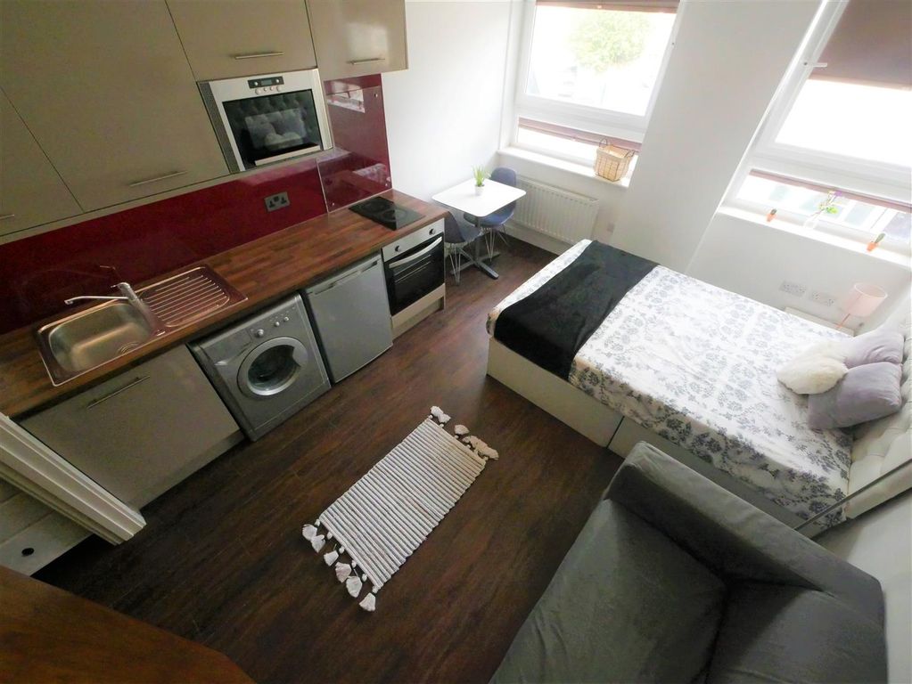 Property photo 1 of 5 P1080390.Jpg