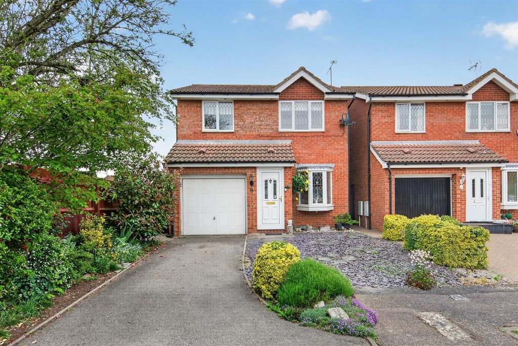 Property photo 1 of 16 61Marleyfieldsweb01.Jpg