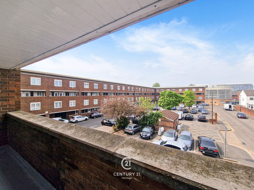Property photo 1 of 13 E02038  (16)