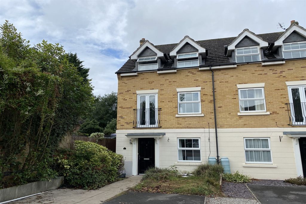 Property photo 1 of 7 (Main)