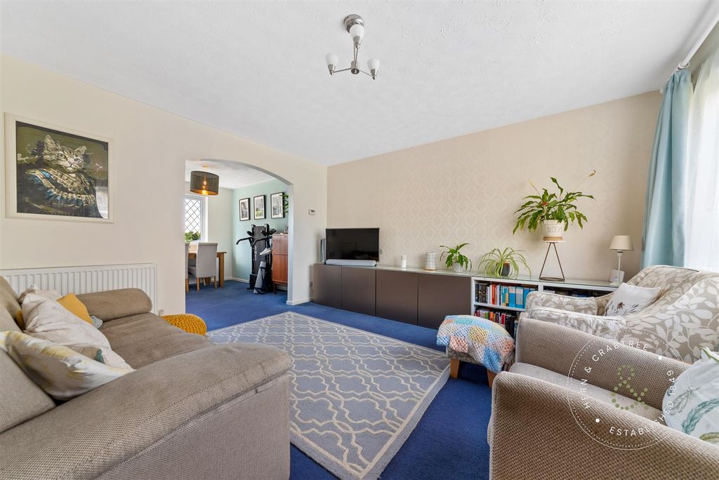 Property photo 2 of 31 Glyn-Simon-Close-13.Jpg
