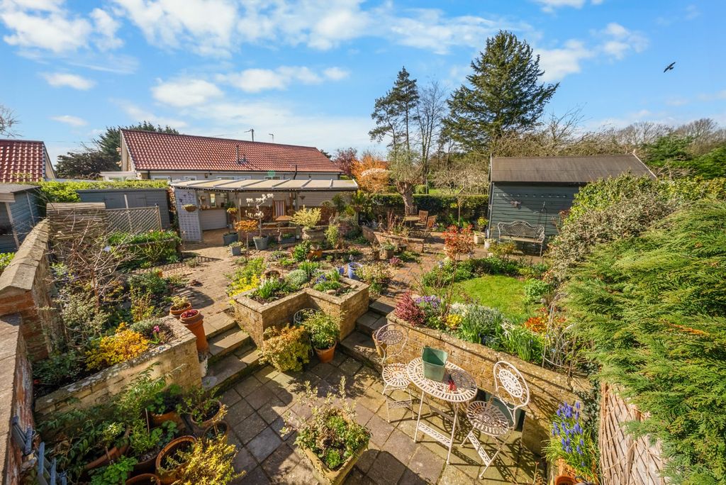 Property photo 2 of 21 Picture No. 21