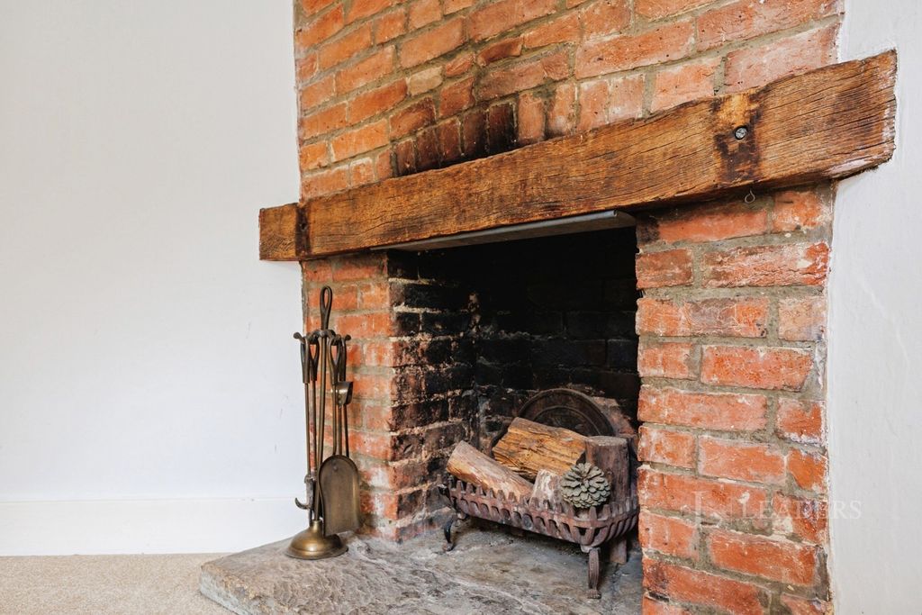 Property photo 3 of 26 Pbox-Img.Jpg