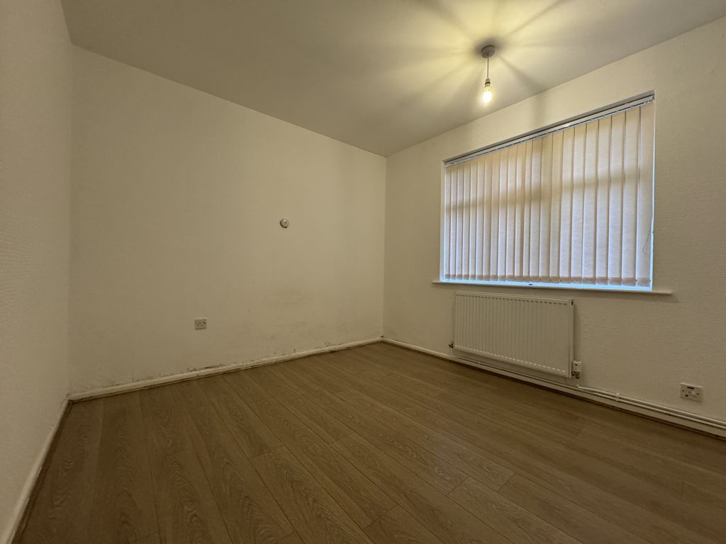 Property photo 2 of 6 Photo 2