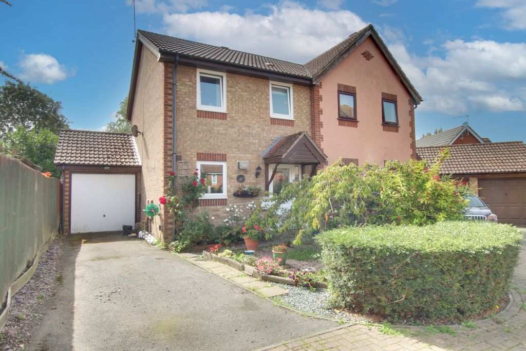 Property photo 1 of 9