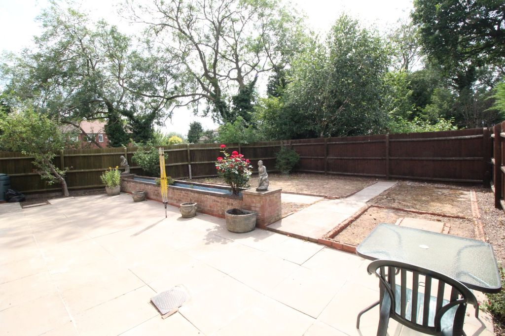 Property photo 3 of 22 Rear Garden