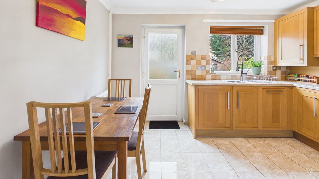 Property photo 3 of 18 Photo 1