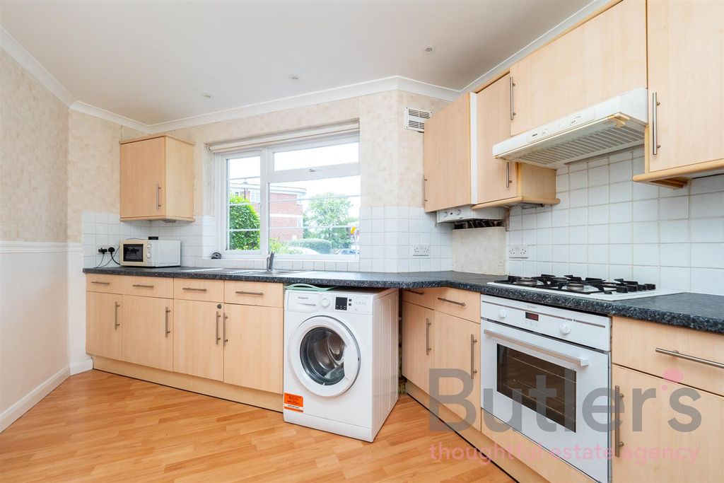 Property photo 3 of 8 Bc-006-Wm.Jpg