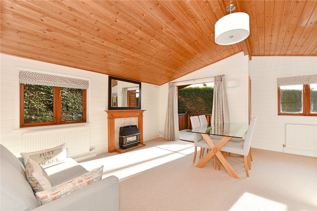 Property photo 3 of 10 Picture No. 22