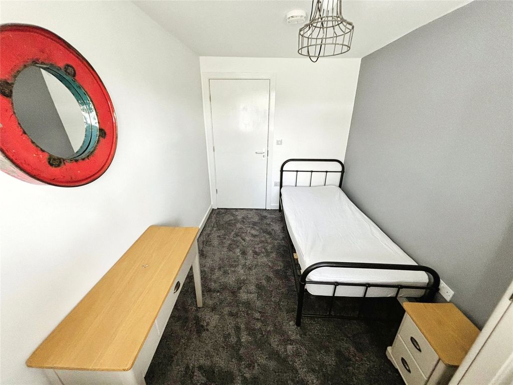 Property photo 2 of 8 Picture No. 03