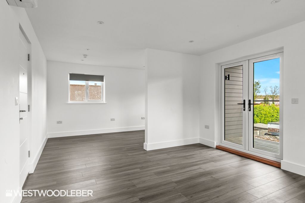 Property photo 3 of 15 Office2_2