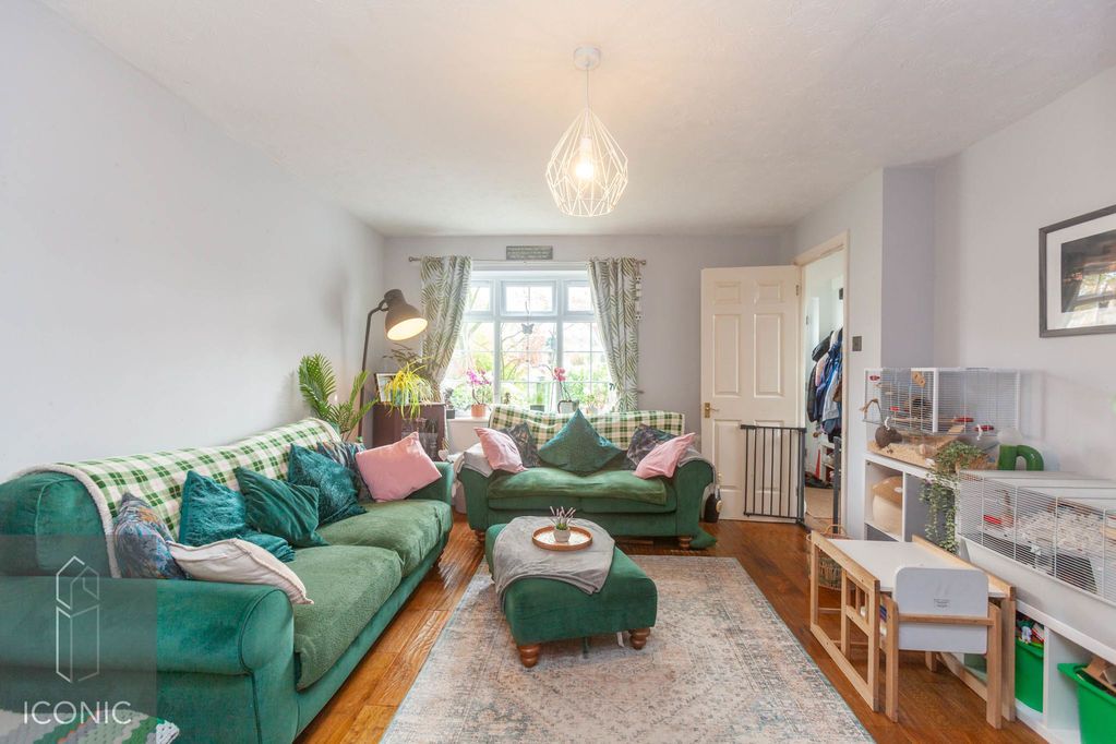 Property photo 2 of 14 Photo 13