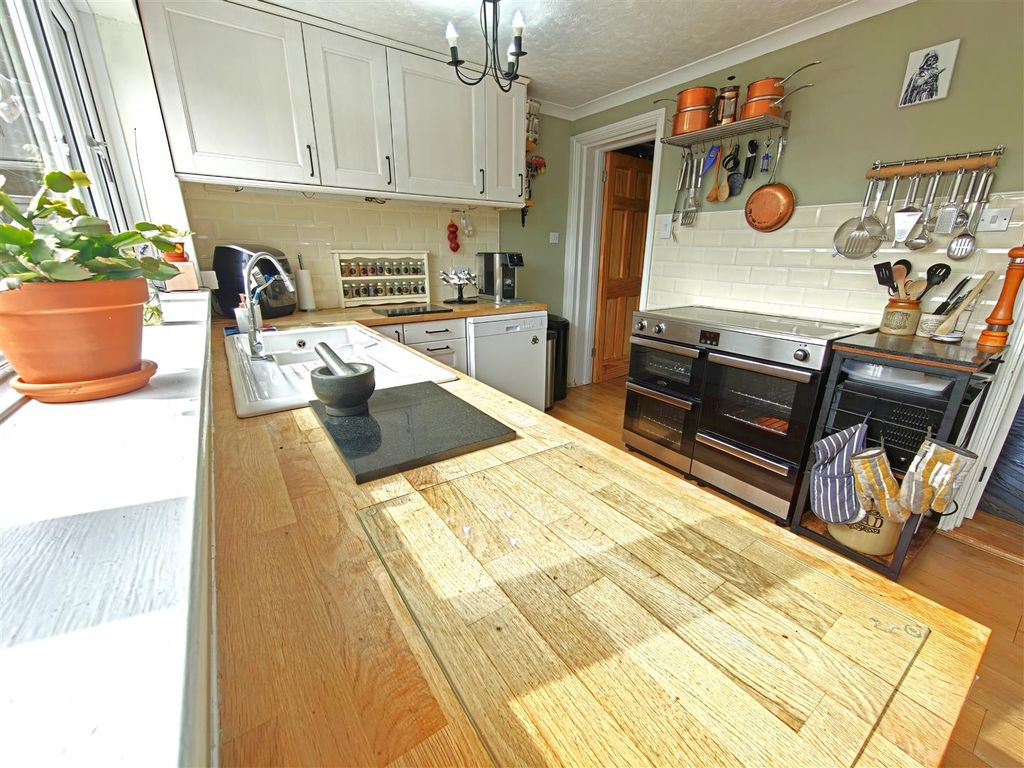 Property photo 2 of 53 3.Jpg