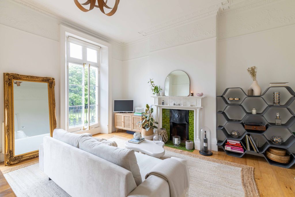 Property photo 1 of 13 Picture 1